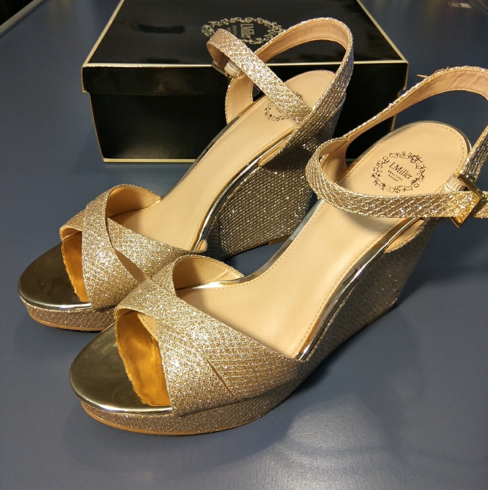 Beautiful sparkly heels size 11